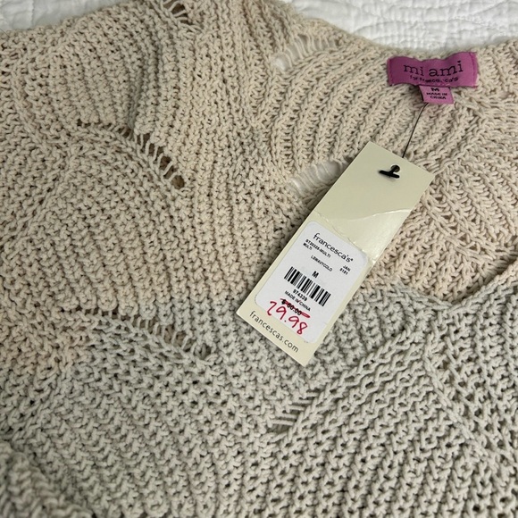 NWT Miami - Franchesca’s Blue and Cream Summer Cropped Sweater. Size Medium. - Picture 5 of 9
